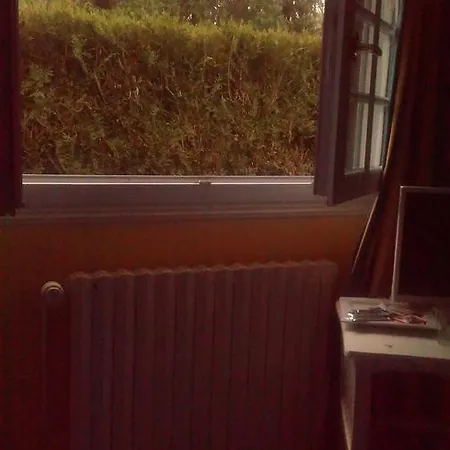 Le Jardin D'eden - Ferme Provisoirement Bed & Breakfast